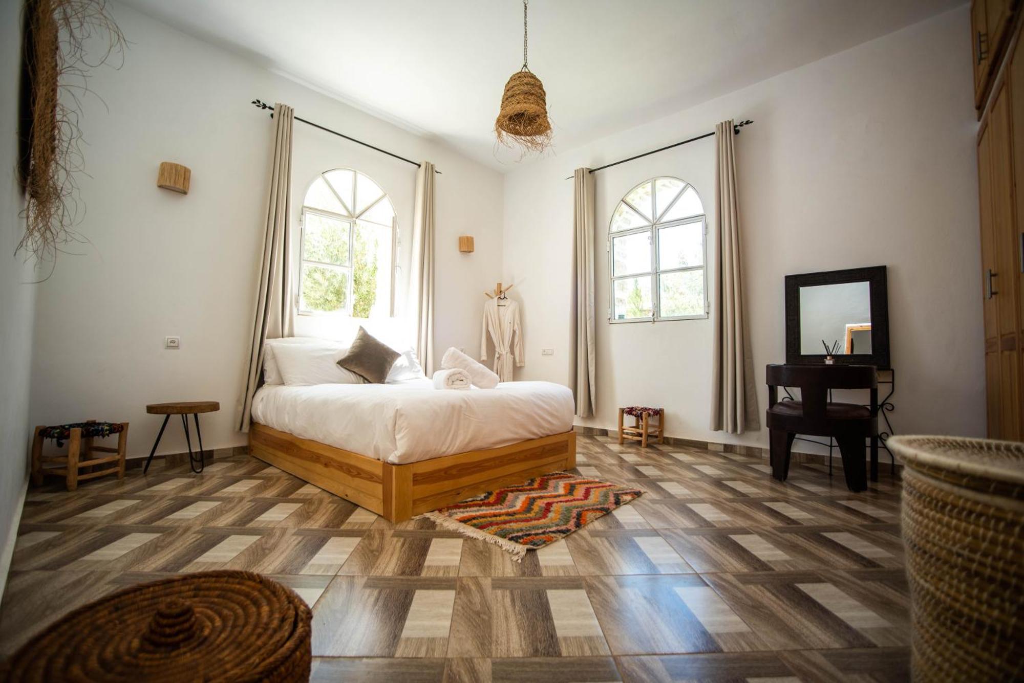 Villa Les Jardins Fleuris 4 Bedrooms เอสเซาอิรา ภายนอก รูปภาพ