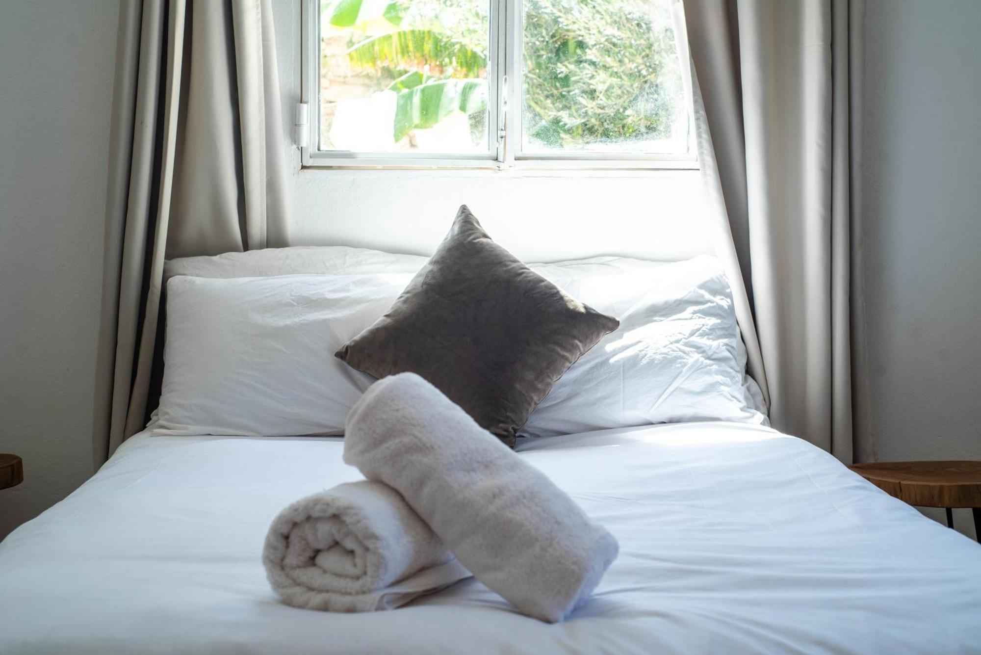 Villa Les Jardins Fleuris 4 Bedrooms เอสเซาอิรา ภายนอก รูปภาพ