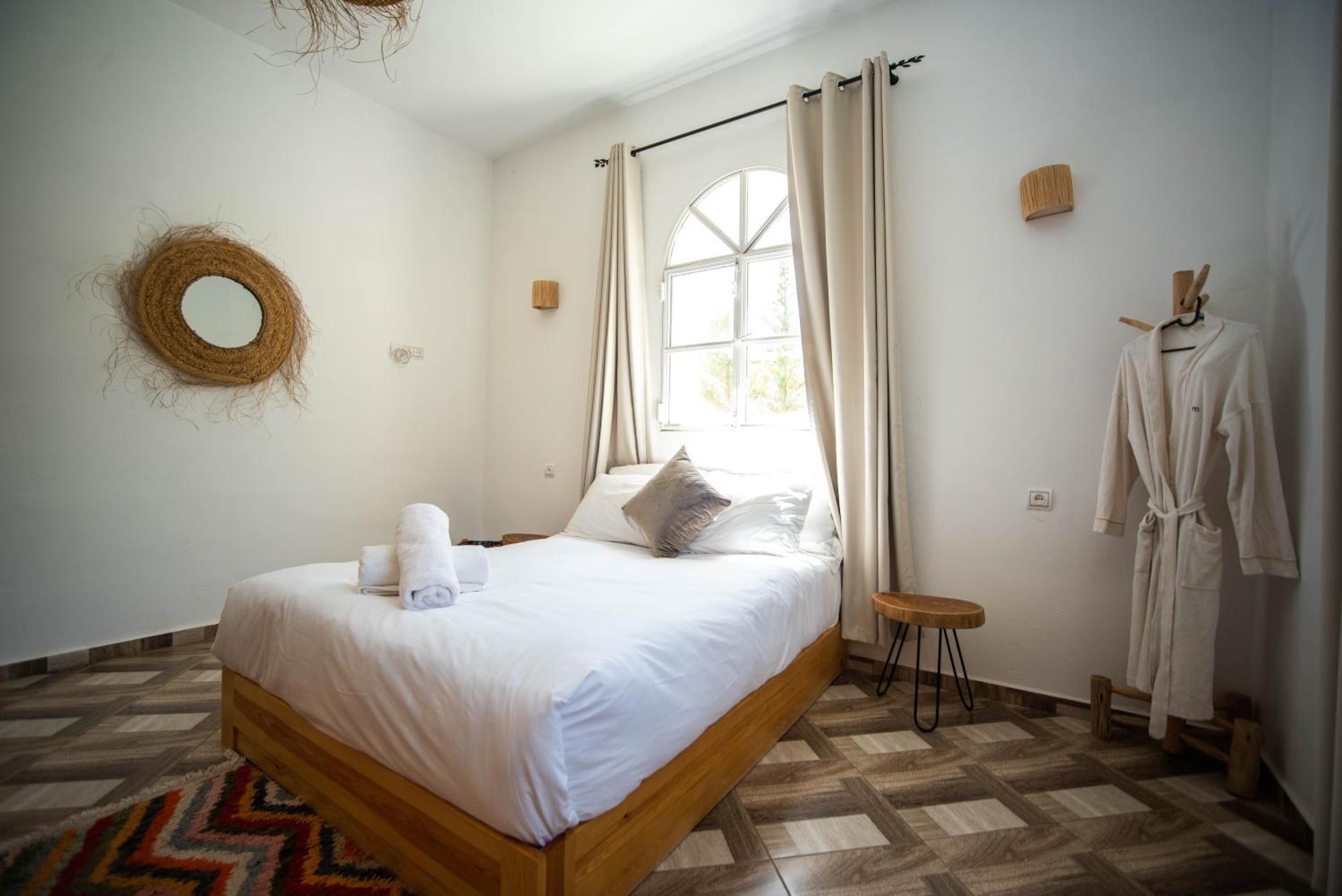 Villa Les Jardins Fleuris 4 Bedrooms เอสเซาอิรา ภายนอก รูปภาพ